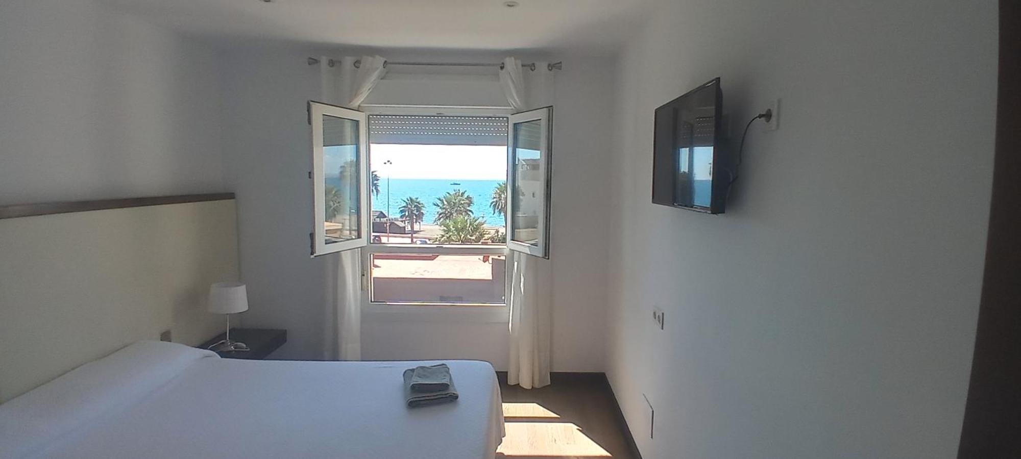 Apartamento 5 Home Suites Almeria Bilik gambar